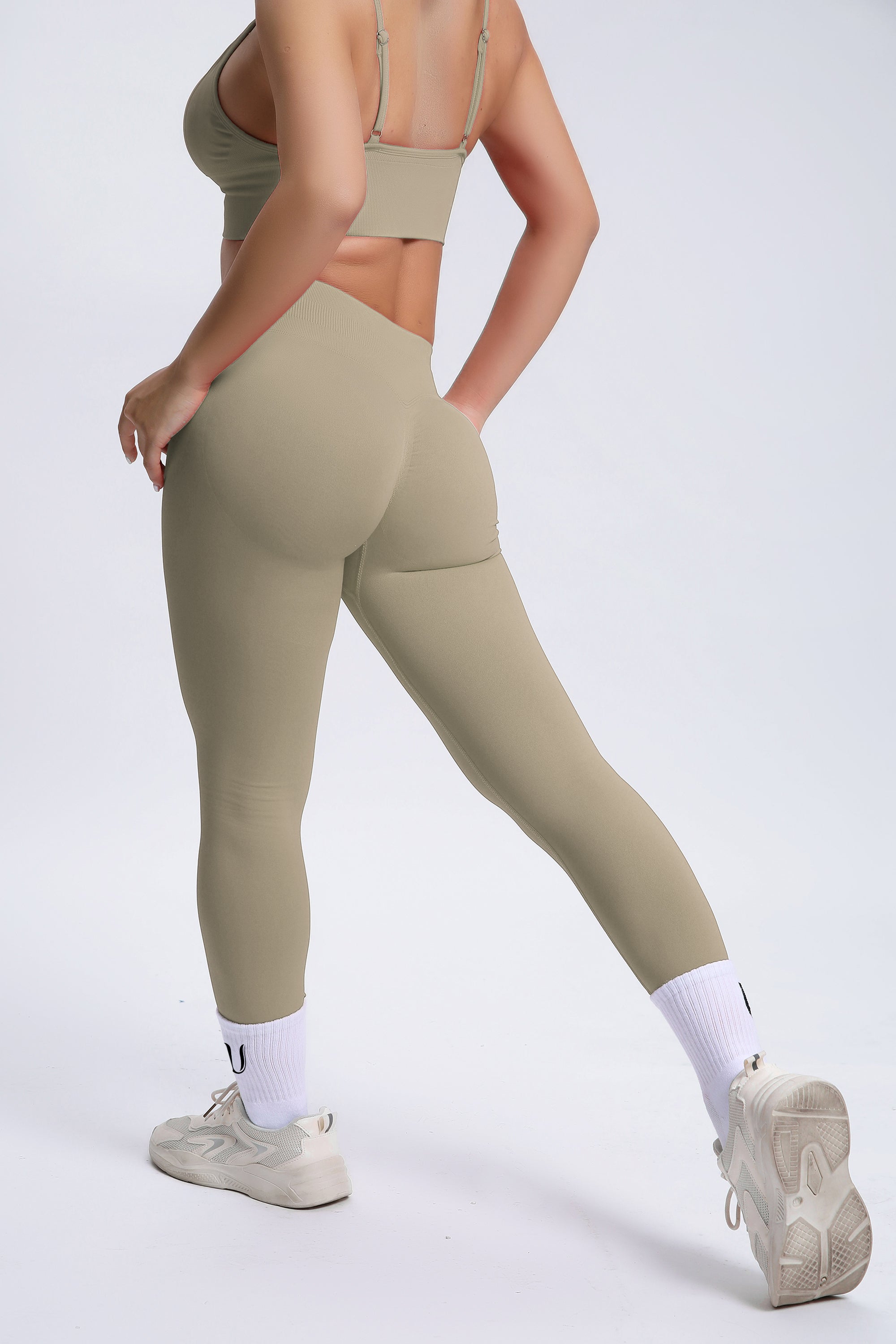 Joy | Legging Sculptant avec Scrunch – Beige