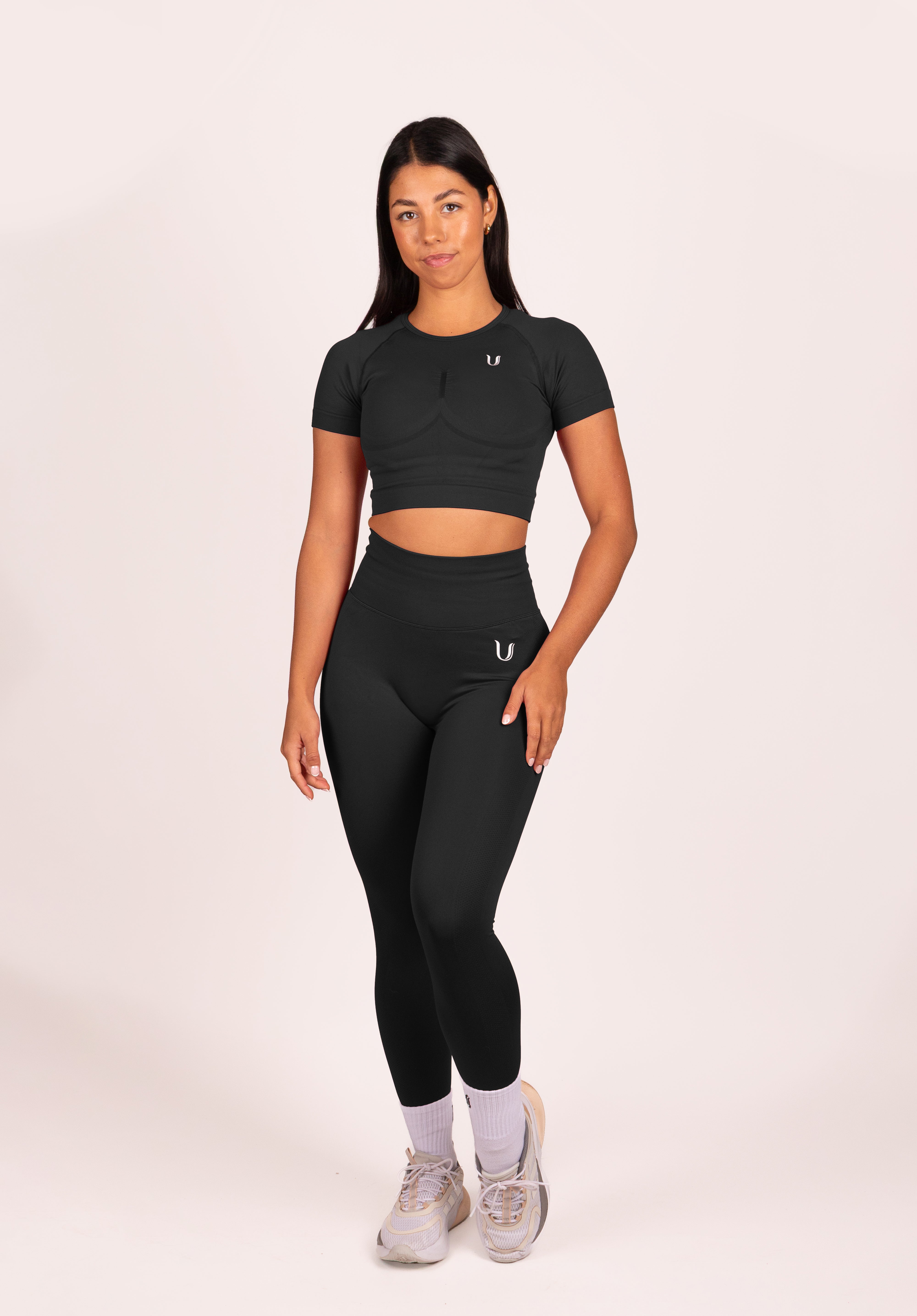 Leonie Top Shirt Zwart - Dames activewear detail