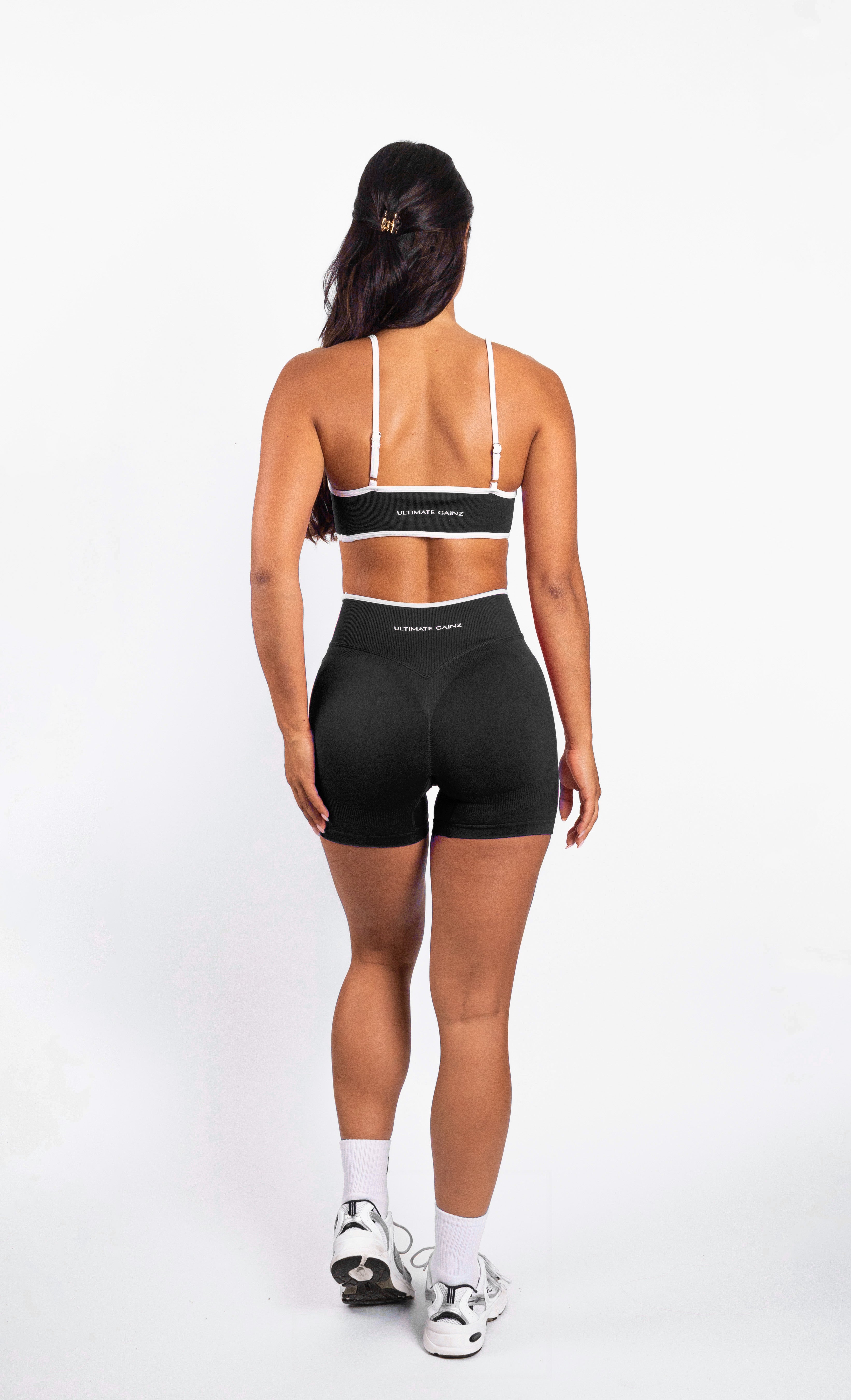 Ivy | Seamless Short – Noir